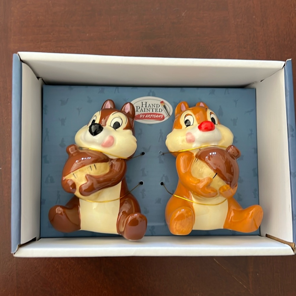 Disney salt and pepper shakers